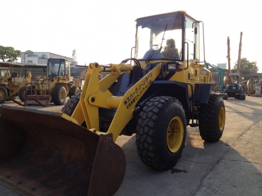 ลดกระหน่ำ รถตัก Komatsu WA100-5 ยางลม