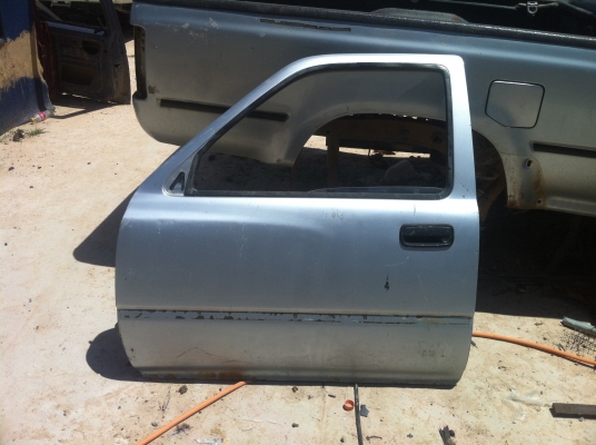 ขายประตู ไมตี้ คู่ละ 6000 บาท