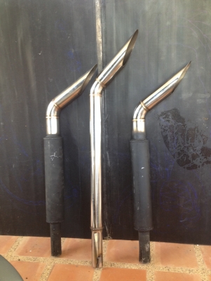 ท่อไอเสียรถแทรคเตอร์ Kubota สวยๆ