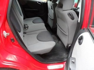 HONDA JAZZ 1.5 จัดไฟแนนซ์ ดาวน์ 8,000 T.086-527-9533 HONDA JAZZ 1.5 จัดไฟแนนซ์ ดาวน์ 8,000 T.086-527-9533