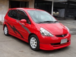 HONDA JAZZ 1.5 จัดไฟแนนซ์ ดาวน์ 8,000 T.086-527-9533 HONDA JAZZ 1.5 จัดไฟแนนซ์ ดาวน์ 8,000 T.086-527-9533
