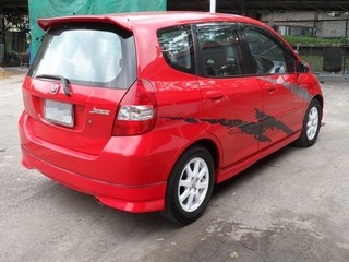 HONDA JAZZ 1.5 จัดไฟแนนซ์ ดาวน์ 8,000 T.086-527-9533 HONDA JAZZ 1.5 จัดไฟแนนซ์ ดาวน์ 8,000 T.086-527-9533