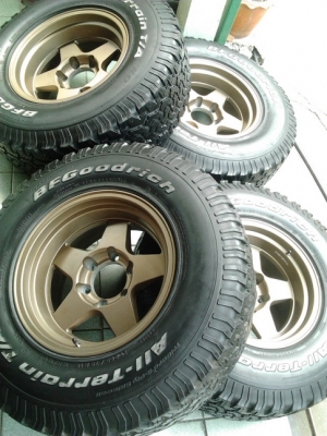 ล้อ Lenso ออฟ-25 + BF All 265/75/16 ปี10 สวยๆ 1ชุด