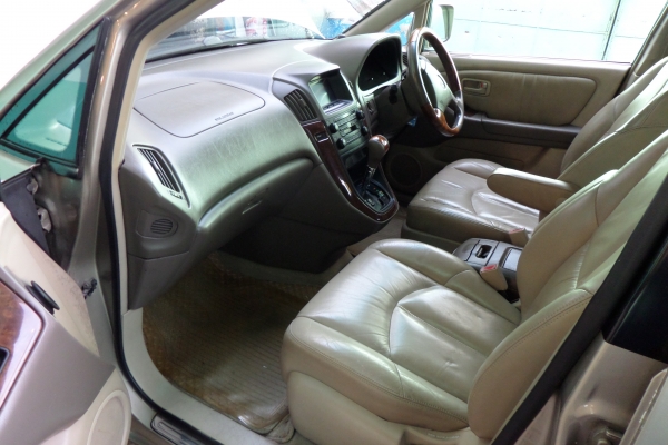 TOYOTA HARRIER ปี02 TOYOTA HARRIER ปี02
