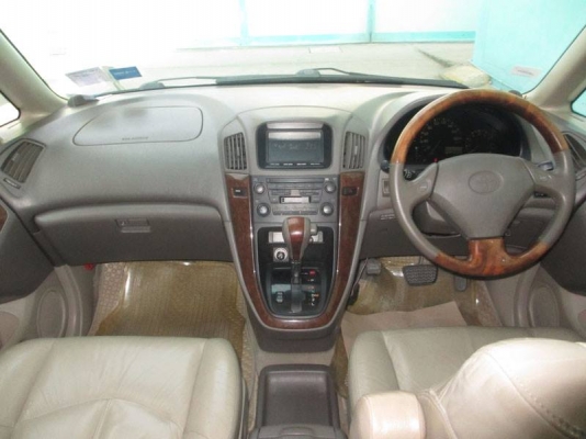 TOYOTA HARRIER ปี02 TOYOTA HARRIER ปี02