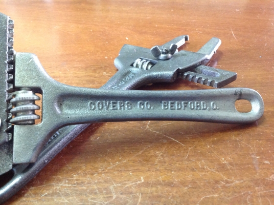 ขายประแจถอดกรองโบราณงานเก่า หายาก ปรับขยายขนาดปากได้ 1-3" มีน็อตล็อค ขายตัวละ