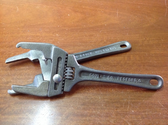 ขายประแจถอดกรองโบราณงานเก่า หายาก ปรับขยายขนาดปากได้ 1-3" มีน็อตล็อค ขายตัวละ