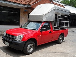 ISUZU D-MAX 2.5 ปี 2003 พร้อมโครงหลังคาอย่างดี จัดไฟแนนซ์ได้ ดาวน์ 8,000 ไม่ต้องมีคนค้ำ T.086-527-9533