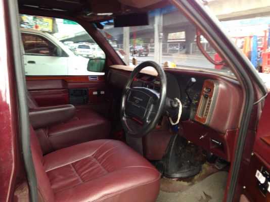 ขายถูก....รถตู้นอน นั่งสบายสุด สภาพดีมากหายาก มือเดียว