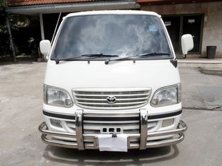 TOYOTA HIACE 3.0 GL MT ปี 2002 จัดไฟแนนซ์ได้ ดาวน์ 8,000 T.086-527-9533