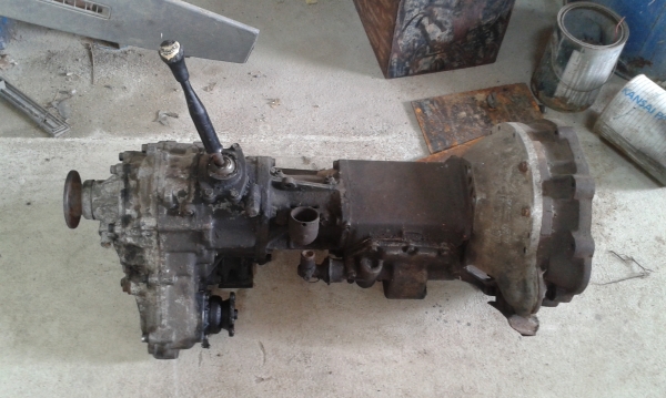 ขาย Body ม้ากระโดด เครื่องดีเซล 4 ประตู มีเกียร์ โฟร์วินซ์ตรงรุ้นให้ด้วย ขาย Body ม้ากระโดด เครื่องดีเซล 4 ประตู มีเกียร์ โฟร์วินซ์ตรงรุ้นให้ด้วย