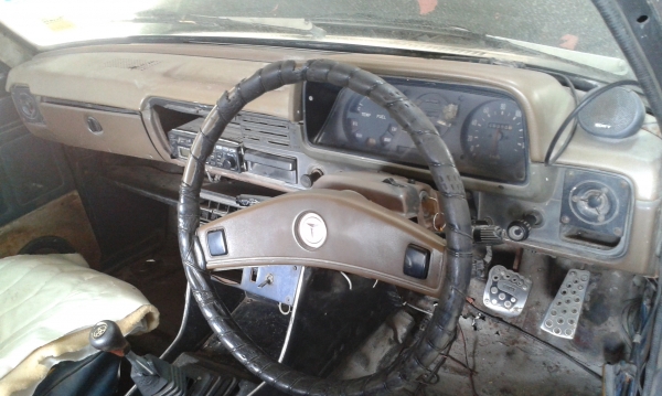 ขาย Body ม้ากระโดด เครื่องดีเซล 4 ประตู มีเกียร์ โฟร์วินซ์ตรงรุ้นให้ด้วย ขาย Body ม้ากระโดด เครื่องดีเซล 4 ประตู มีเกียร์ โฟร์วินซ์ตรงรุ้นให้ด้วย