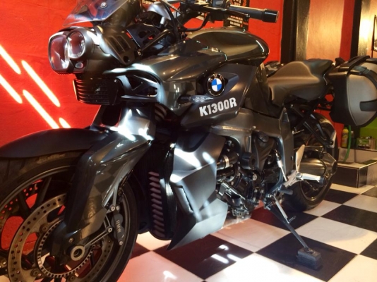 T&T BIKE RAMA2ขายBMW K1300R ปี2012 ABS วิ่งมา 30000 โลเอกสาร inv+สพม แท้ รถสภาพนางฟ้า ในราคาเพียง 399000 T&T BIKE RAMA2ขายBMW K1300R ปี2012 ABS วิ่งมา 30000 โลเอกสาร inv+สพม แท้ รถสภาพนางฟ้า ในราคาเพียง 399000