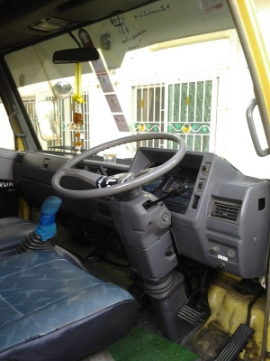 ขายHino FC 165 แรงม้า ตู้10บาน 5.70 ม. หรือแลกเปลี่ยนรถisuzu NMR 130 แรงม้า