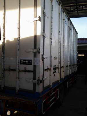 ขายHino FC 165 แรงม้า ตู้10บาน 5.70 ม. หรือแลกเปลี่ยนรถisuzu NMR 130 แรงม้า