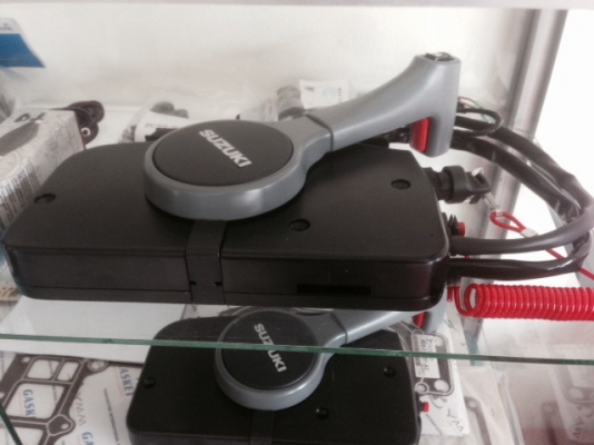 ขายอะไหล่YAMAHA/SUZUKI หลายอย่างครับ