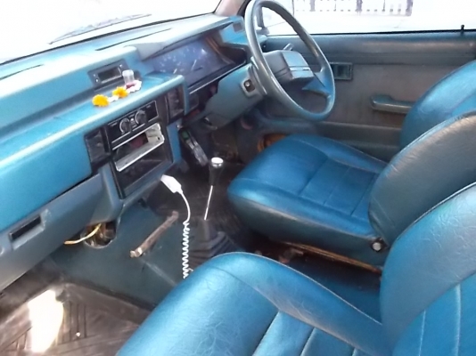 1995 MITSUBISHI, AEROBODY 2.5 CAB  สีดำ เกียร์ธรรมดา เเน้นล่ม รถสตาร์ทไม่ติด ขายไปทำอะหลั่ย