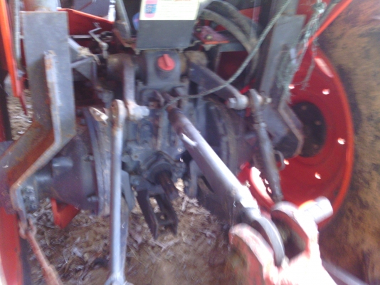 ขายตามสาพ คูโบต้า 45 แรง สภาพเหมือนใหม่ อุปกรณ์ 3ชิ้น ขายตามสาพ คูโบต้า 45 แรง สภาพเหมือนใหม่ อุปกรณ์ 3ชิ้น