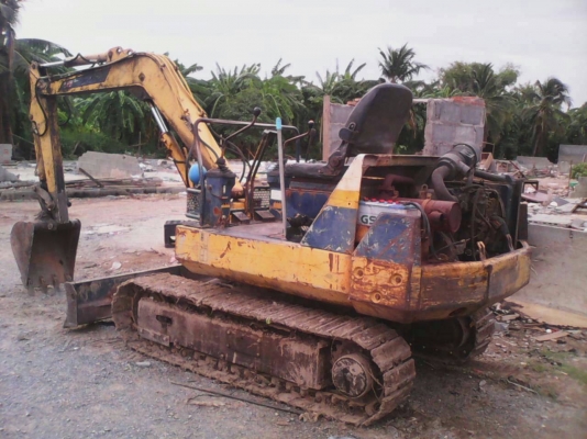 ขายโคมัสซุ Pc 20-6 โซ่ใหม่ ราคา 145,000 บาท ขายโคมัสซุ Pc 20-6 โซ่ใหม่ ราคา 145,000 บาท