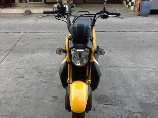 มาแล้วด่วนๆๆๆๆ Zoomer x ปี 57 วิ่ง 2,000 กม. สีเหลือง ล้อแม็ค สวยมาก