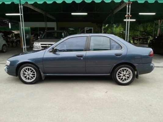 ซันนี่ ซาลูน 95 ออโต้ รถเดิม ประกัน1