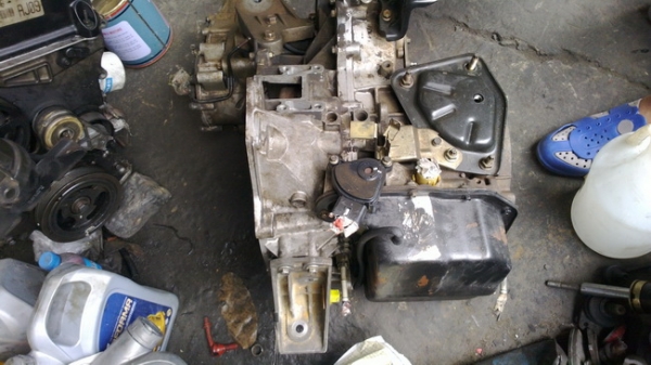 เกียร์ FORD ESCAPE 4W ปี2005 เกียร์ FORD ESCAPE 4W ปี2005