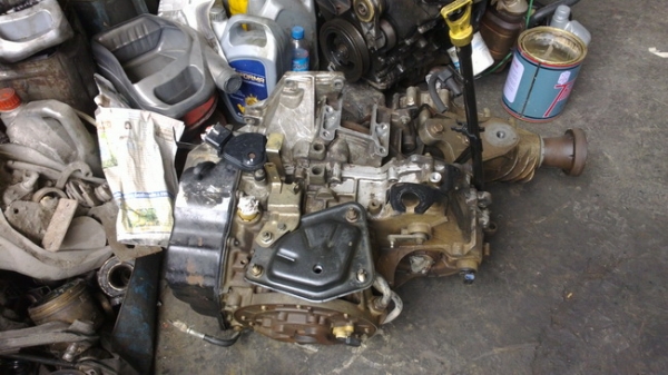 เกียร์ FORD ESCAPE 4W ปี2005 เกียร์ FORD ESCAPE 4W ปี2005