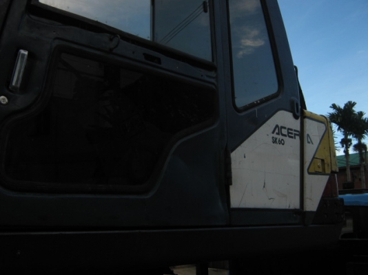 ขายแม็คโคร KOBLCO SK60 มาร์คที