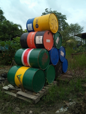 ขายถังน้ำมันเครื่อง 200 ลิตร ใบละ 480 บาท