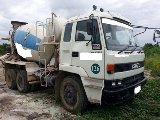 ขายรถโม่ปูน 3 คัน คันละ 700,000 บาท ขนาด 6 คิว ISUZU ประกอบนอกเครื่อง 275 เเรง โทร 087-9666599 คุณหนาม