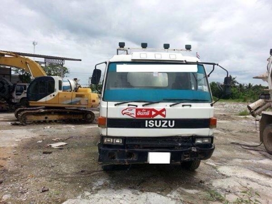 ขายรถโม่ปูน 3 คัน คันละ 700,000 บาท ขนาด 6 คิว ISUZU ประกอบนอกเครื่อง 275 เเรง โทร 087-9666599 คุณหนาม