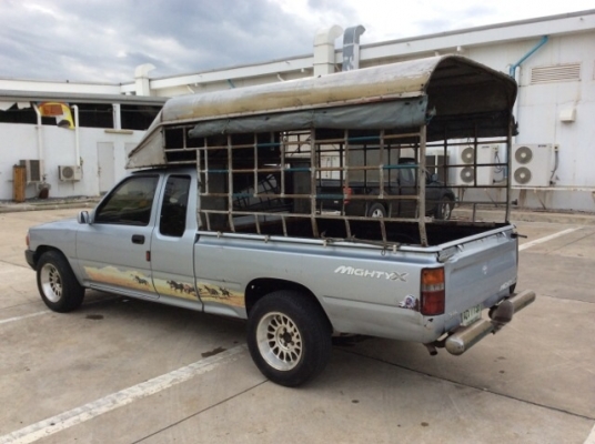 ขายรถกระบะ ไมตี้เอ็กซ์แคป ปี 93 เครื่องเดิม 2L เกียร์ธรรมดา เพาเวอร์โรงงาน ภายในเบาะหนังสวย แอร์เย็นฉ่ำ วิทยุจอทีวี  เครื่องวิ่งดี เกียร์แน่น คัสซีสวย แม็ก 15 ยางใหม่ หลังคาลงเล่ม รถขับดีครับ