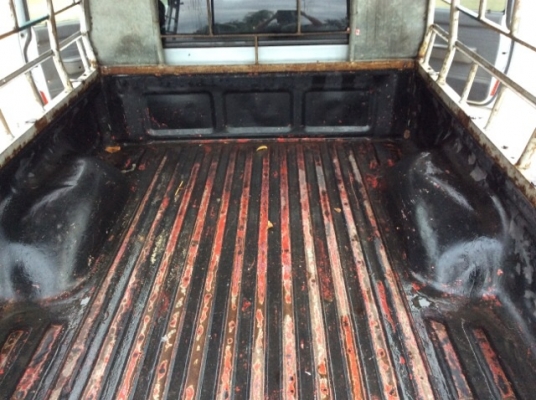 ขายรถกระบะ ไมตี้เอ็กซ์แคป ปี 93 เครื่องเดิม 2L เกียร์ธรรมดา เพาเวอร์โรงงาน ภายในเบาะหนังสวย แอร์เย็นฉ่ำ วิทยุจอทีวี  เครื่องวิ่งดี เกียร์แน่น คัสซีสวย แม็ก 15 ยางใหม่ หลังคาลงเล่ม รถขับดีครับ