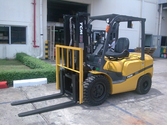 ขายรถยกมือสอง นำเข้า JAPAN