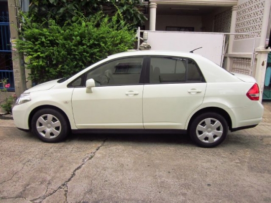 Nissan Tiida Latio 1.6 Sedan A/T Airbag จดปี 2010