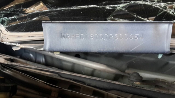 ขายด่วน ซากรถเก๋งฮอนด้า ขายด่วน ซากรถเก๋งฮอนด้า