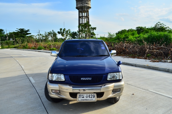 ขาย ขาย isuzu adventure ครับ รถปี2000 2800 CC ดีเชล ขาย ขาย isuzu adventure ครับ รถปี2000 2800 CC ดีเชล