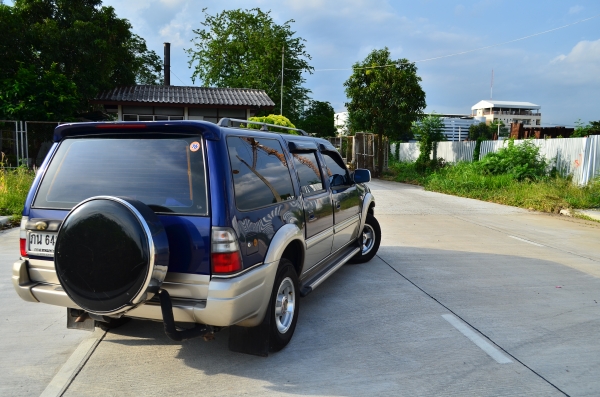 ขาย ขาย isuzu adventure ครับ รถปี2000 2800 CC ดีเชล ขาย ขาย isuzu adventure ครับ รถปี2000 2800 CC ดีเชล