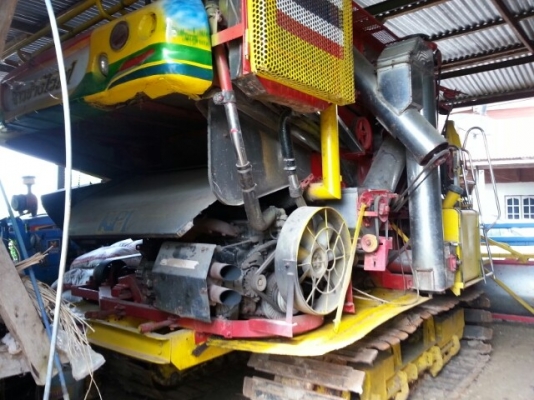 ขายรถเกี่ยวข้าวไวไฟจอมพลัง อุ้ม2.5ตัน เครื่องมิทซู6D17 220แรง ตัวเดิน10ใหญ่ ปั้ม22 สภาพพร้อมใช้ รถปี52 ไม่ปรับระดับ รถสวย ช่วงล่างแน่น สนใจโทร 090-8588220คุณนะ หรือ www.truck.in.th/498