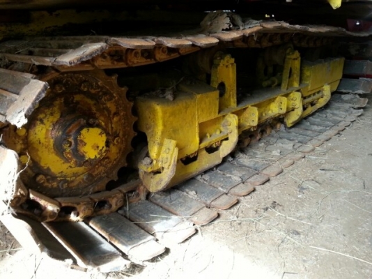 ขายรถเกี่ยวข้าวไวไฟจอมพลัง อุ้ม2.5ตัน เครื่องมิทซู6D17 220แรง ตัวเดิน10ใหญ่ ปั้ม22 สภาพพร้อมใช้ รถปี52 ไม่ปรับระดับ รถสวย ช่วงล่างแน่น สนใจโทร 090-8588220คุณนะ หรือ www.truck.in.th/498