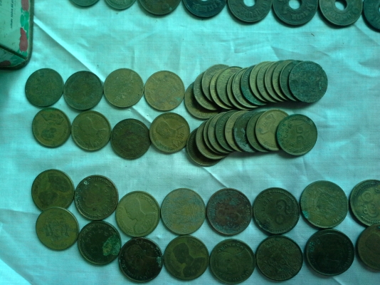 ขายเหรียญเก่าสะสม ครึ่งสตางค์ 1สตางค์ และอื่นตามรูป สนใจเสนอราคามาได้คร้าบ