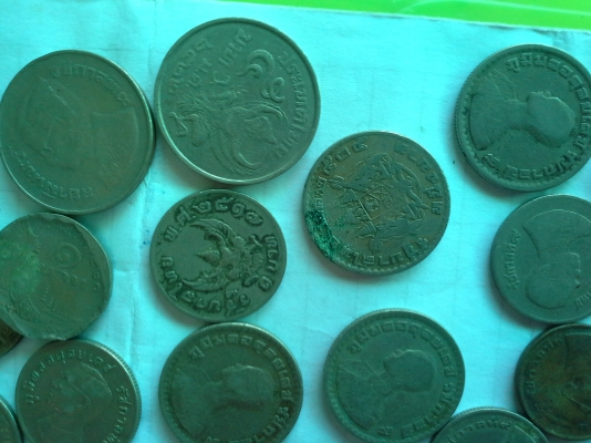 ขายเหรียญเก่าสะสม ครึ่งสตางค์ 1สตางค์ และอื่นตามรูป สนใจเสนอราคามาได้คร้าบ