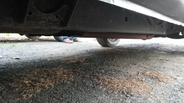 **180,000 บ.ต่อรอง**ขาย กระบะแค็ปTOYOTA HILUX TIGER 3.0 ปี43/00 ไมล์19x,xxx เครื่องเดิมเกียร์เดิม 5L แน่นๆ แรงๆ แห้งดีไม่เยิ้ม เกียร์ดีไม่หลุดไม่หอน ช่วงล่างหนึบ คัสซีสวยเดิมไม่ปะไม่ดาม ไม่ผุ กระบะสวยมีพื้นปูกระบะ หน้า-หลังเดิมไม่เคยชนหนัก ภายในเก๋งดีคอนโ