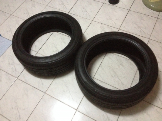 ขายยางbridgestone turaza gr-90  215/45/17 ปี10 1คู่ ราคา 1300บาท โทร 0924462525โส กทม