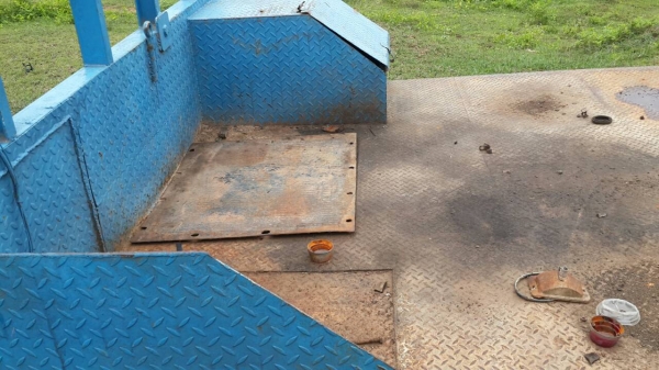 ขาย ถาดเทรลเลอร์รถเกี่ยวข้าว พร้อมหางกระบอกไฮดรอริกซ์ ยกใส่ได้เลย แชชซี84 หรือขนาดใกล้เคียง สภาพสวย ขนาดมาตรฐาน ขาย ถาดเทรลเลอร์รถเกี่ยวข้าว พร้อมหางกระบอกไฮดรอริกซ์ ยกใส่ได้เลย แชชซี84 หรือขนาดใกล้เคียง สภาพสวย ขนาดมาตรฐาน