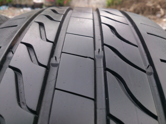 ขายยางMICHELIN 215/60R16 ยางสัปดาห์ที่38ปี12 สวยๆจำนวน 1 ชุด