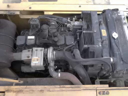 ขายครับ แม็คโค KOMATSU 200 - 7 สวยครับ ไฟฟ้าครบ เอวแน่น โซ่เต็ม ใช้งาน 1389 ชั่วโมง