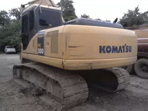 ขายครับ แม็คโค KOMATSU 200 - 7 สวยครับ ไฟฟ้าครบ เอวแน่น โซ่เต็ม ใช้งาน 1389 ชั่วโมง