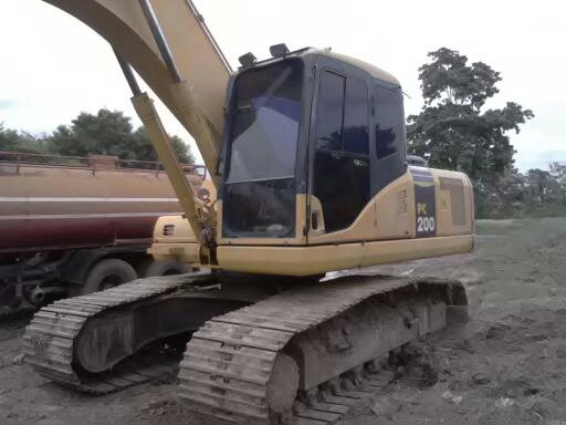 ขายครับ แม็คโค KOMATSU 200 - 7 สวยครับ ไฟฟ้าครบ เอวแน่น โซ่เต็ม ใช้งาน 1389 ชั่วโมง