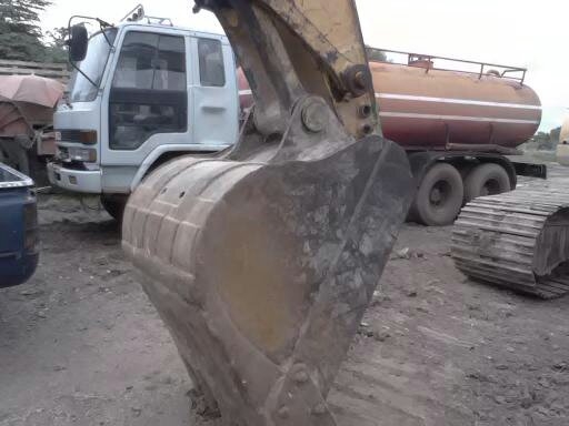 ขายครับ แม็คโค KOMATSU 200 - 7 สวยครับ ไฟฟ้าครบ เอวแน่น โซ่เต็ม ใช้งาน 1389 ชั่วโมง